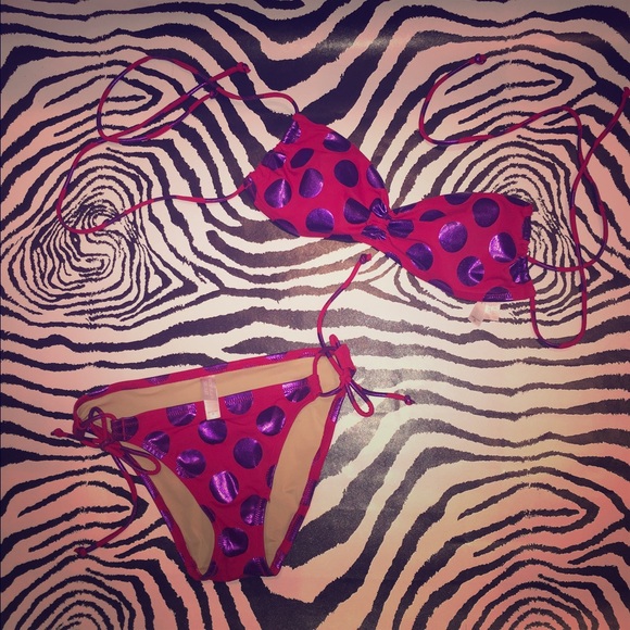 ❤️ VICTORIAS SECRET Polka Dot Bathing Suit. NWOT