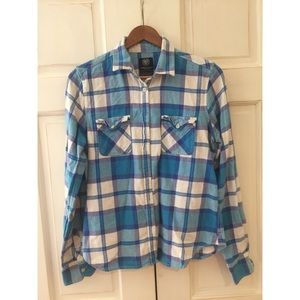American eagle button down