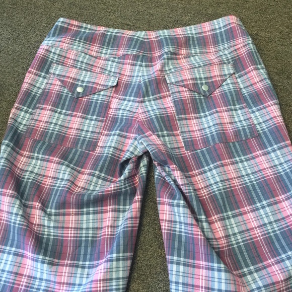 Shorts - Picture 4 of 4