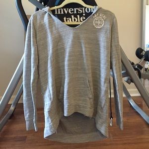 Oversized gray sweatshirt