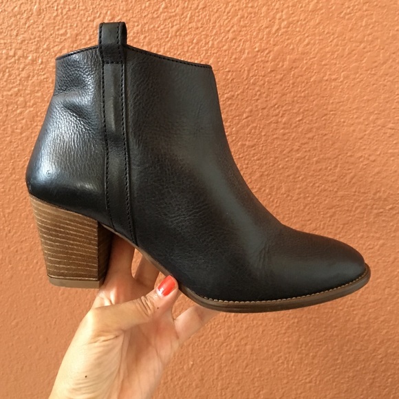 Madewell Shoes - Madewell Billie Boots in True Black