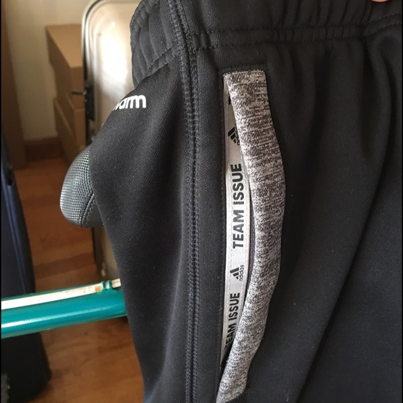 Styling sweatpants - Picture 3 of 3