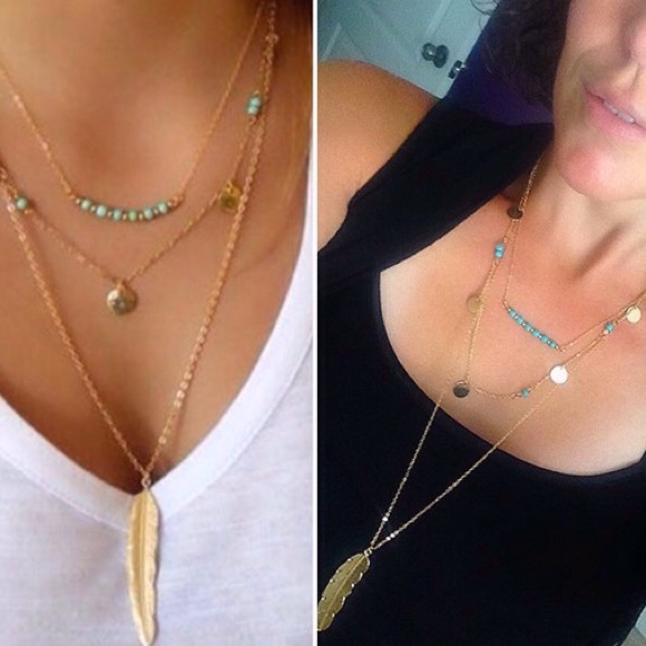 ❌❌❌SOLD❌❌❌ Layered Necklace Gold leaf feather - Picture 3 of 5