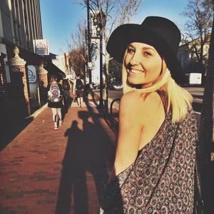Meet your Posher, Allison