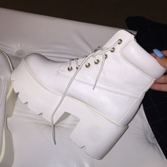 White Lace Up Platform Boots sz 8