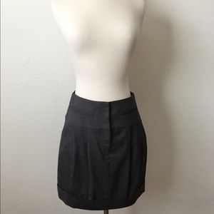 Karen Millen gray mini skirt sz. 2