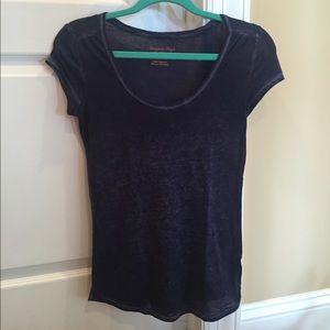 American Eagle tee