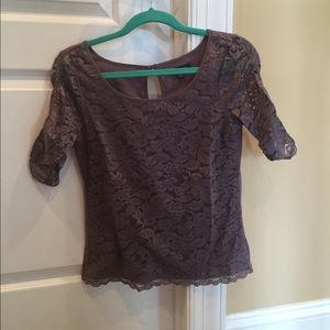 American Eagle lace shirt