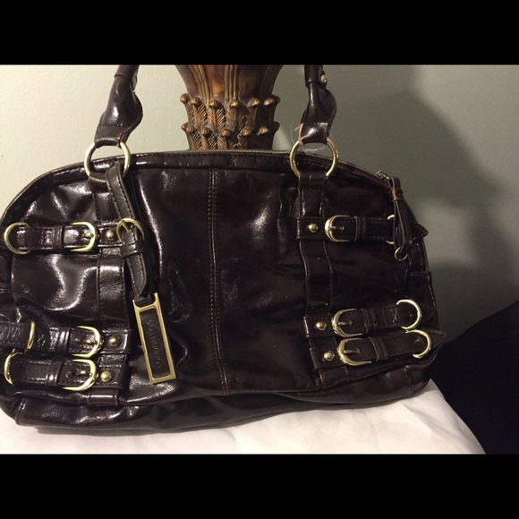 Wine London Fog purse barely used like new