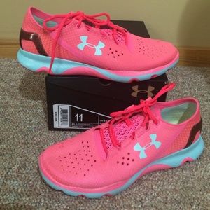 Women's Under Armour Sneakers sz 11