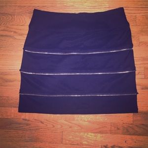 Black zip design mini skirt