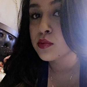 Meet your Posher, Iris