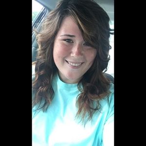 Meet your Posher, Kendra