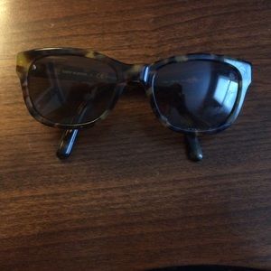 Tory Burch Tortoise Polarized sunglasses