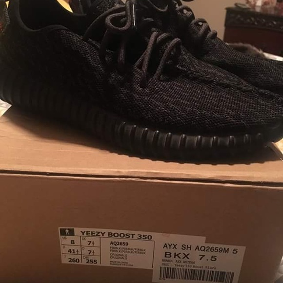 Yeezy boosts 100% Authentic