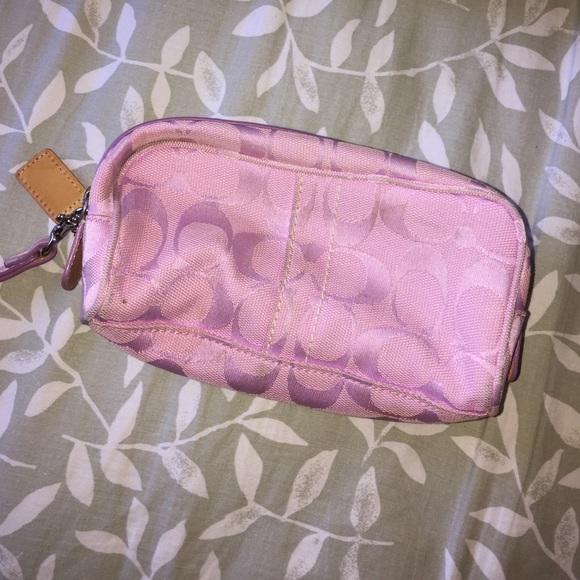 Coach Baby Pink Wristlet Gem
