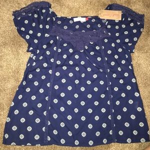 Super cute end of summer or spring blouse!!