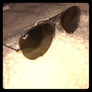 Tan raybans