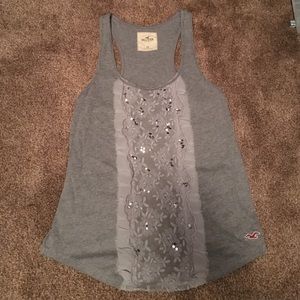 Super cute grey tank top!