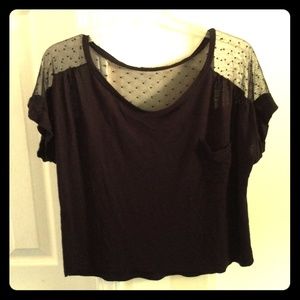 ❤️Loose Black Top w/ Netting on Shoulders❤️