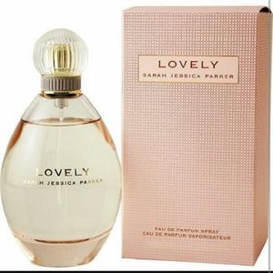 SOLD . Lovely Sarah jessica parker