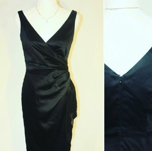 WHITE HOUSE BLACK MARKET Dress Size 4