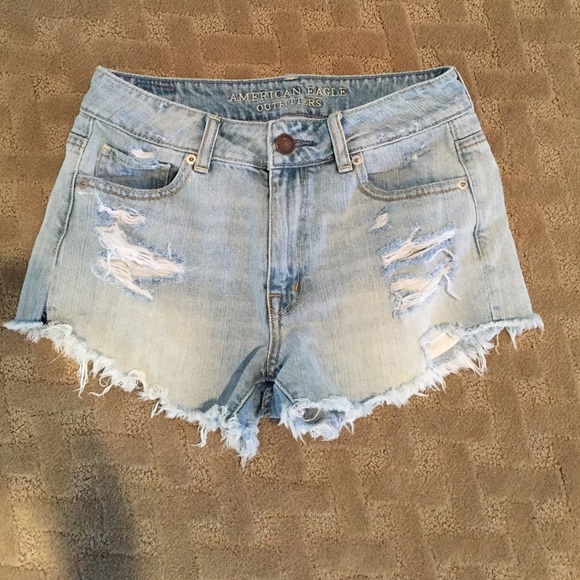Light wash Hi-rise shorts