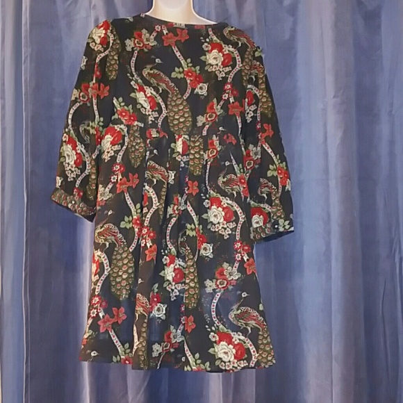 Tunic - Picture 2 of 3