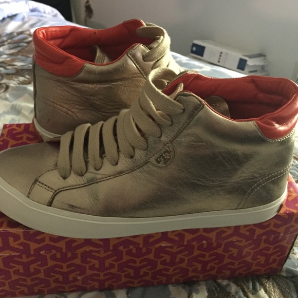 Tory Burch Sneakers metallic gold & orange
