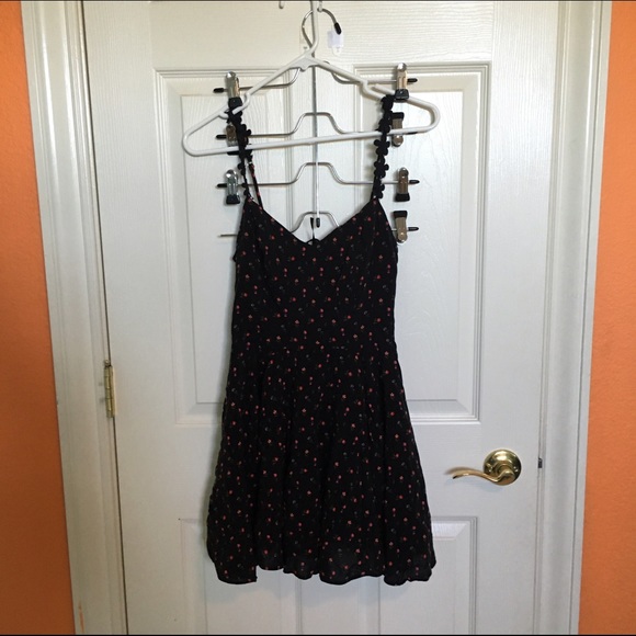 SOLD ON MERCARI Urban outfitters floral dress