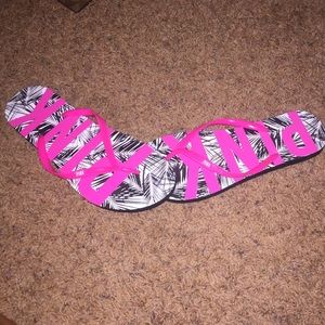 Vs pink flip flops NWOT