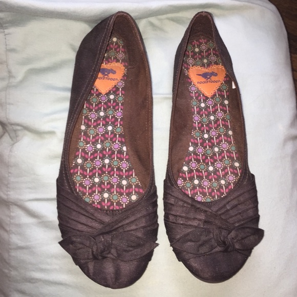 Brown flats