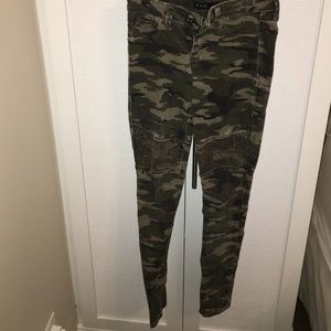 Super skinny camo print jeans