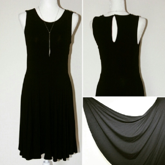 OLD NAVY Black Flare Skirt Size M