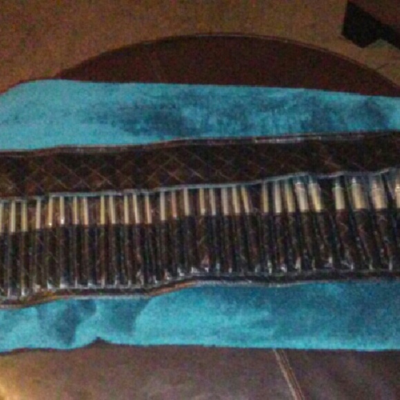 Make Up brushes - Picture 2 of 3