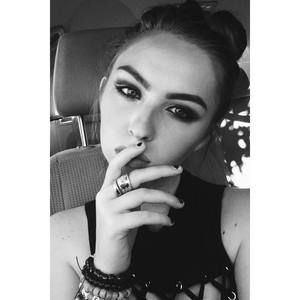 Meet your Posher, Celeste