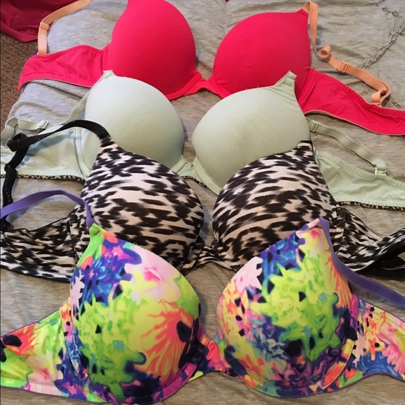 34D Victoria secret bras