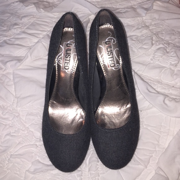 Gray and black heels