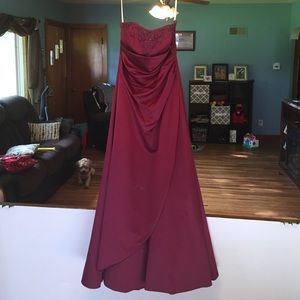 David's Bridal formal gown