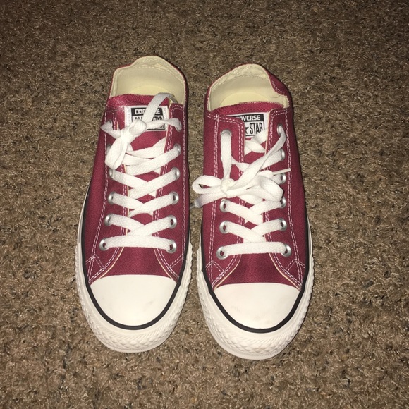Maroon converse all star!