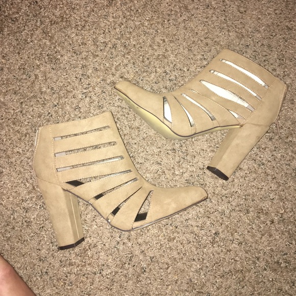 Michael Antonio heel! NEVER WORN