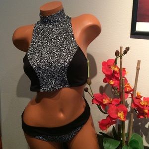 PINK By Victoria Secret High Neck Swim Set M/L