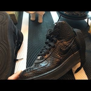 ✨ black croc print Nike high tops ✨
