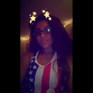 Meet your Posher, Andrea