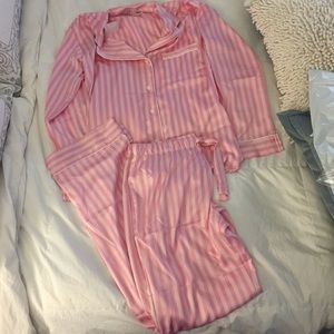Victoria's Secret Medium Satin PJ Set