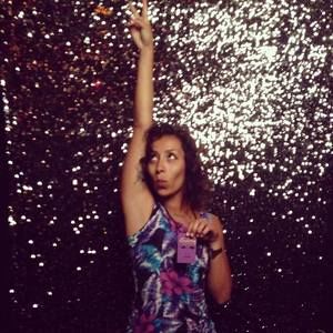 Meet your Posher, Casandra