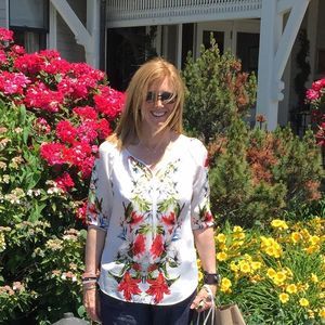 Meet your Posher, Nancy