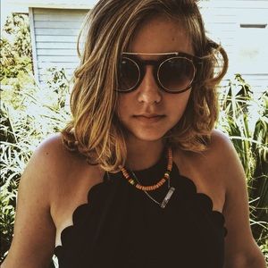 Meet your Posher, Ansley