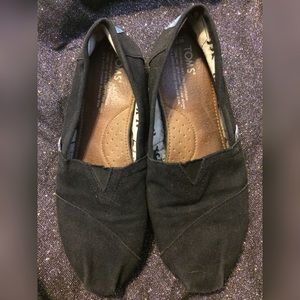 MOVING SALE Black canvas toms