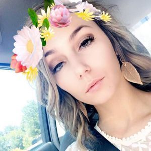 Meet your Posher, Victoria